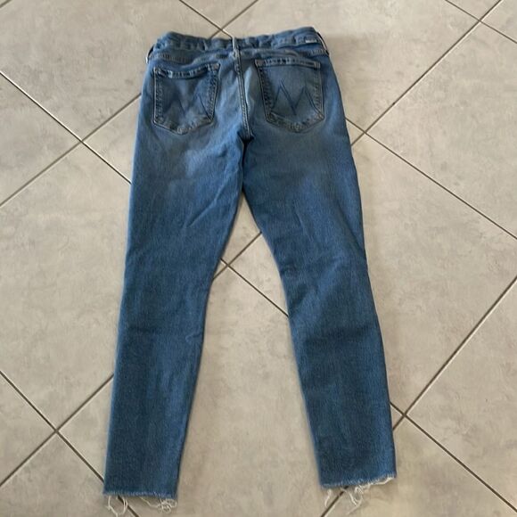 ‎Mother The Looker Ankle Fray Jeans - Picture 5 of 10